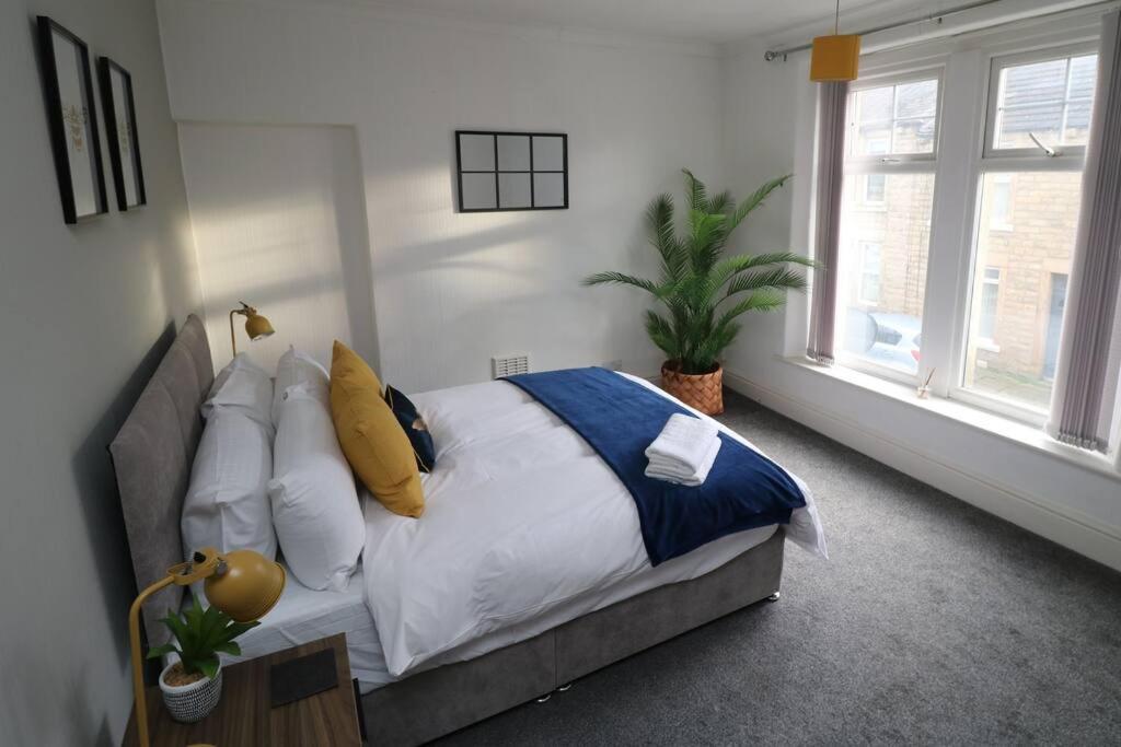 2 Bedroom Characterful House Lancaster Esterno foto